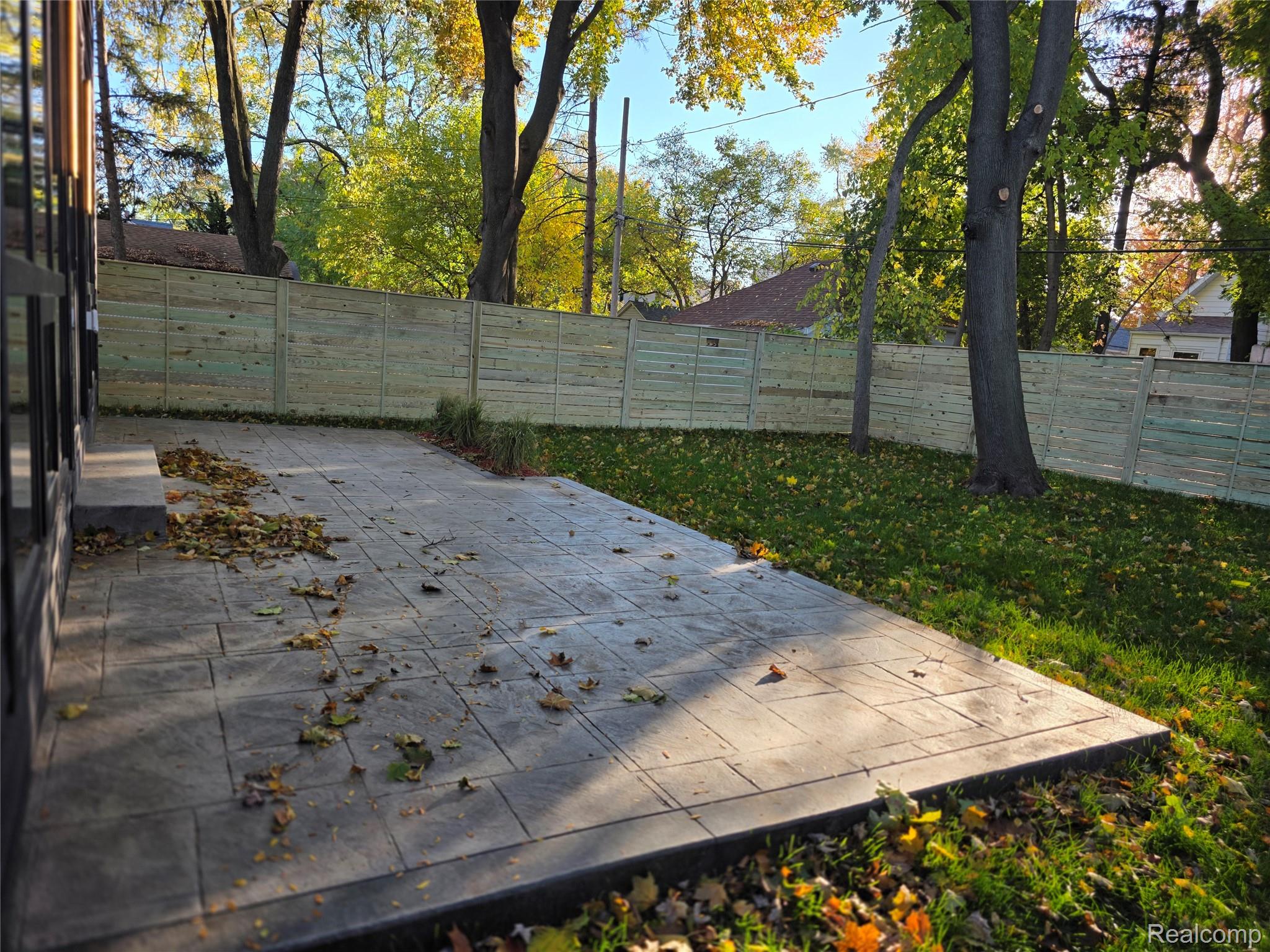 1833 N Washington Avenue