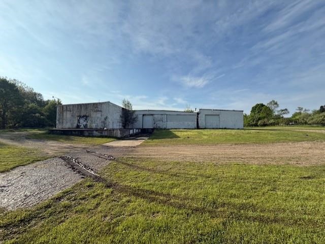 700 W End Street