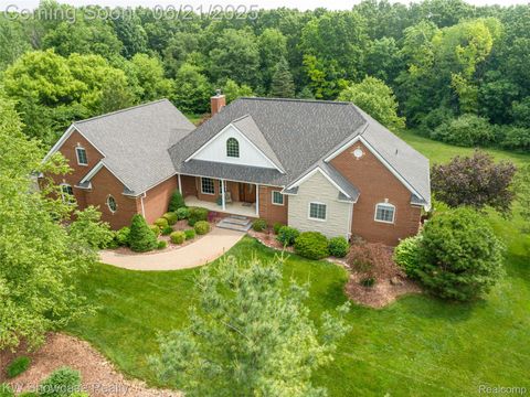 2449 WOODVALE Trail Brighton Township MI 48114