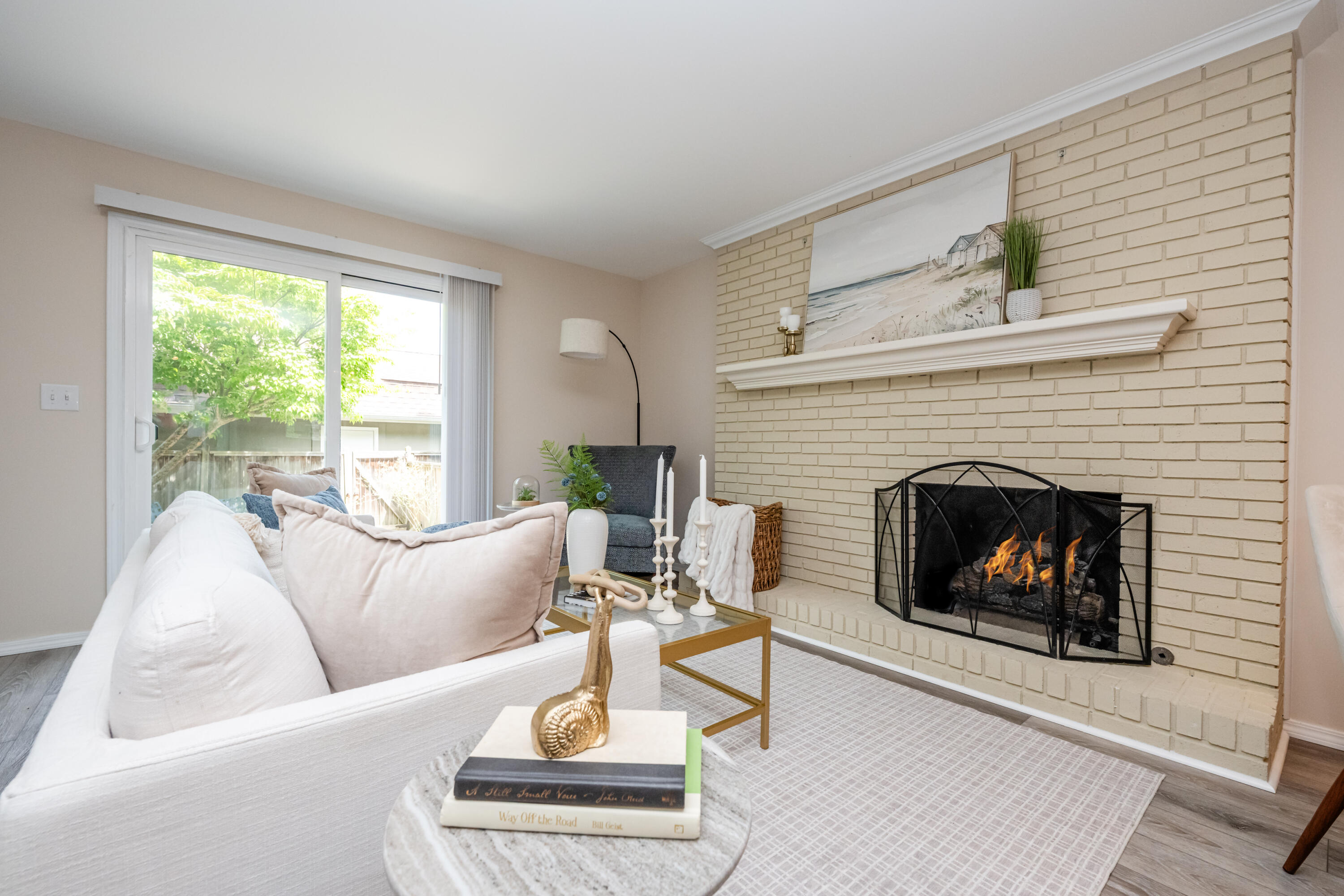 2514 Essex Court 52
