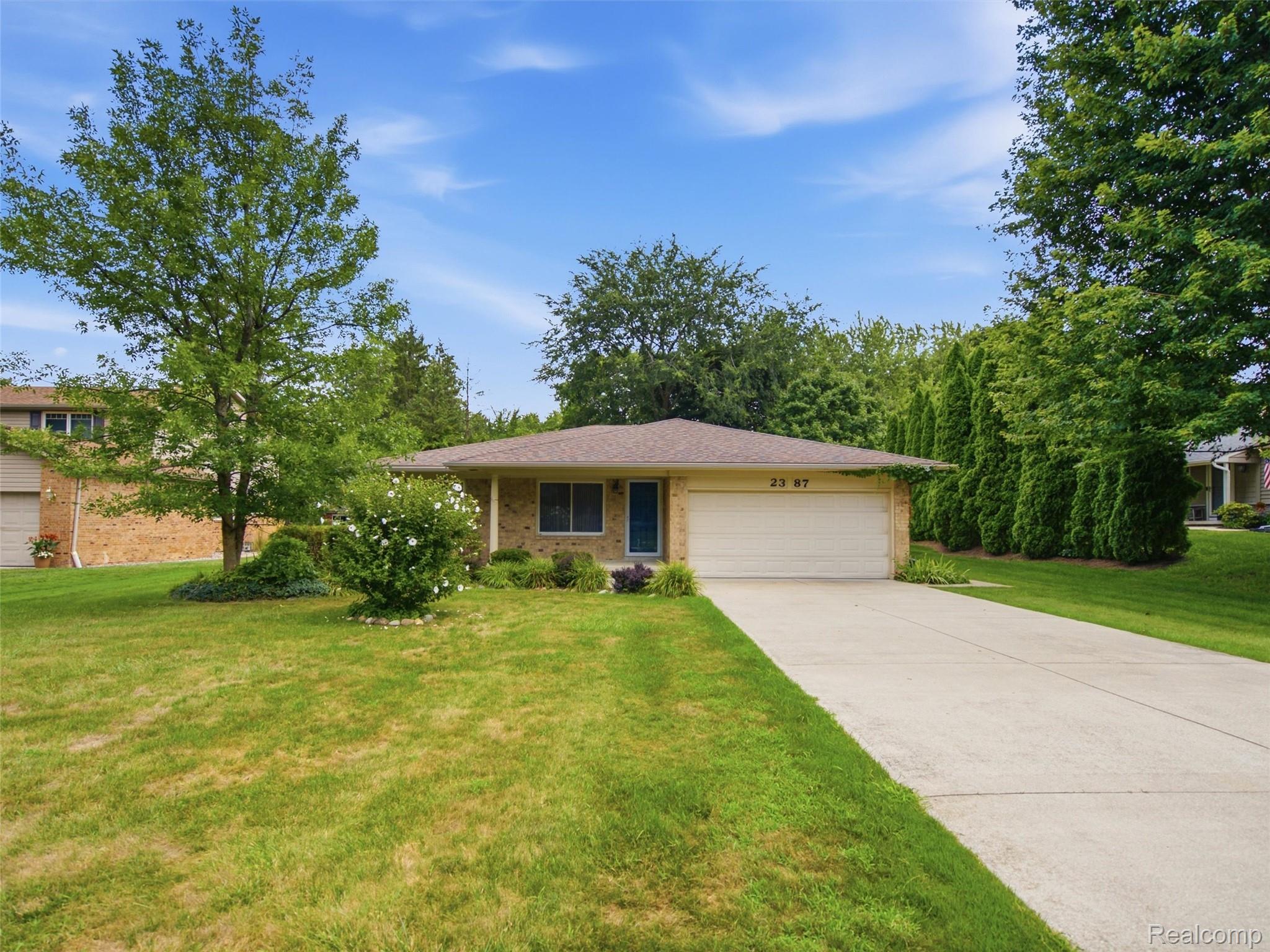 2387 Sanders Place
