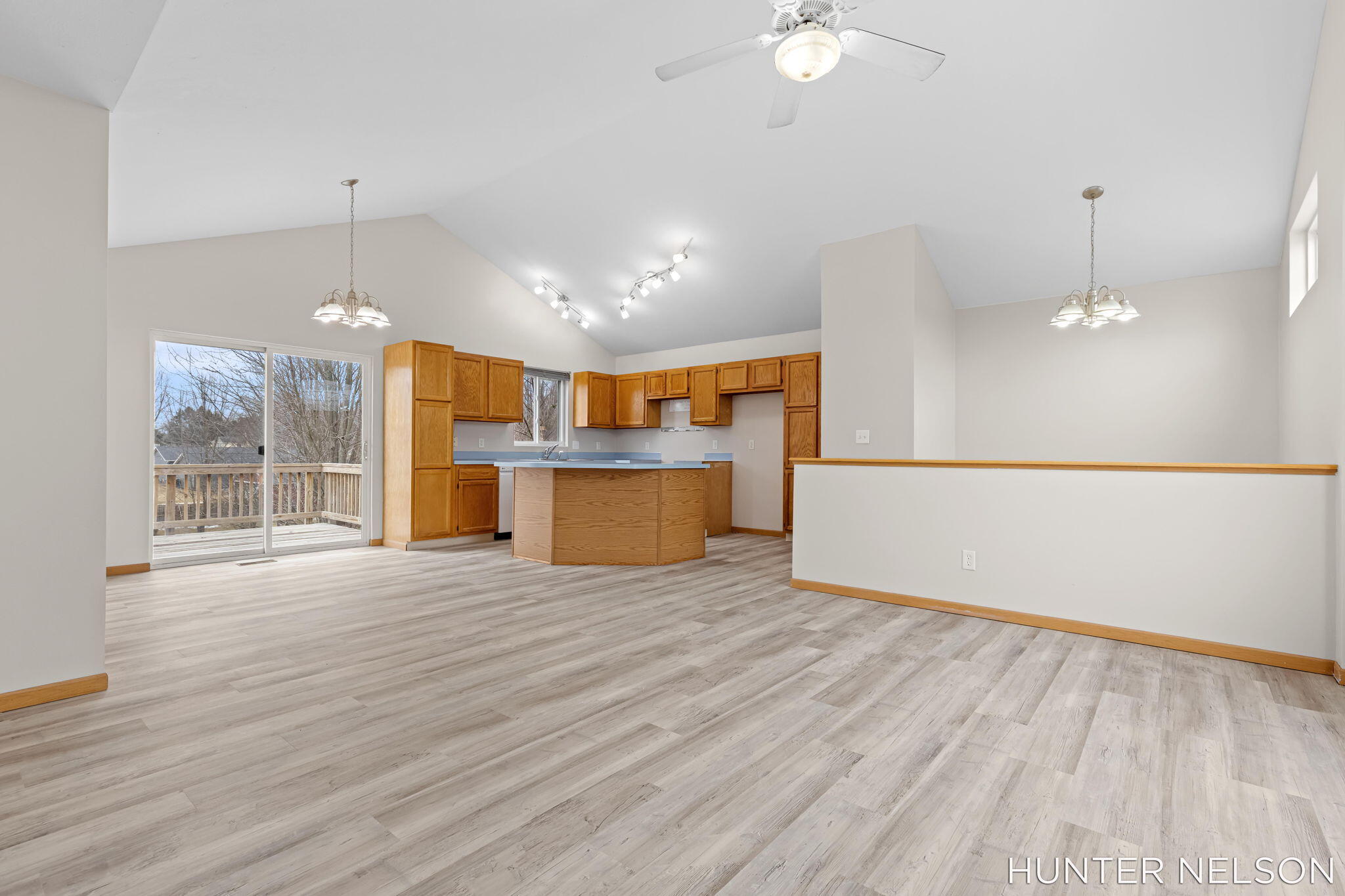 1212 South Hill Drive NW