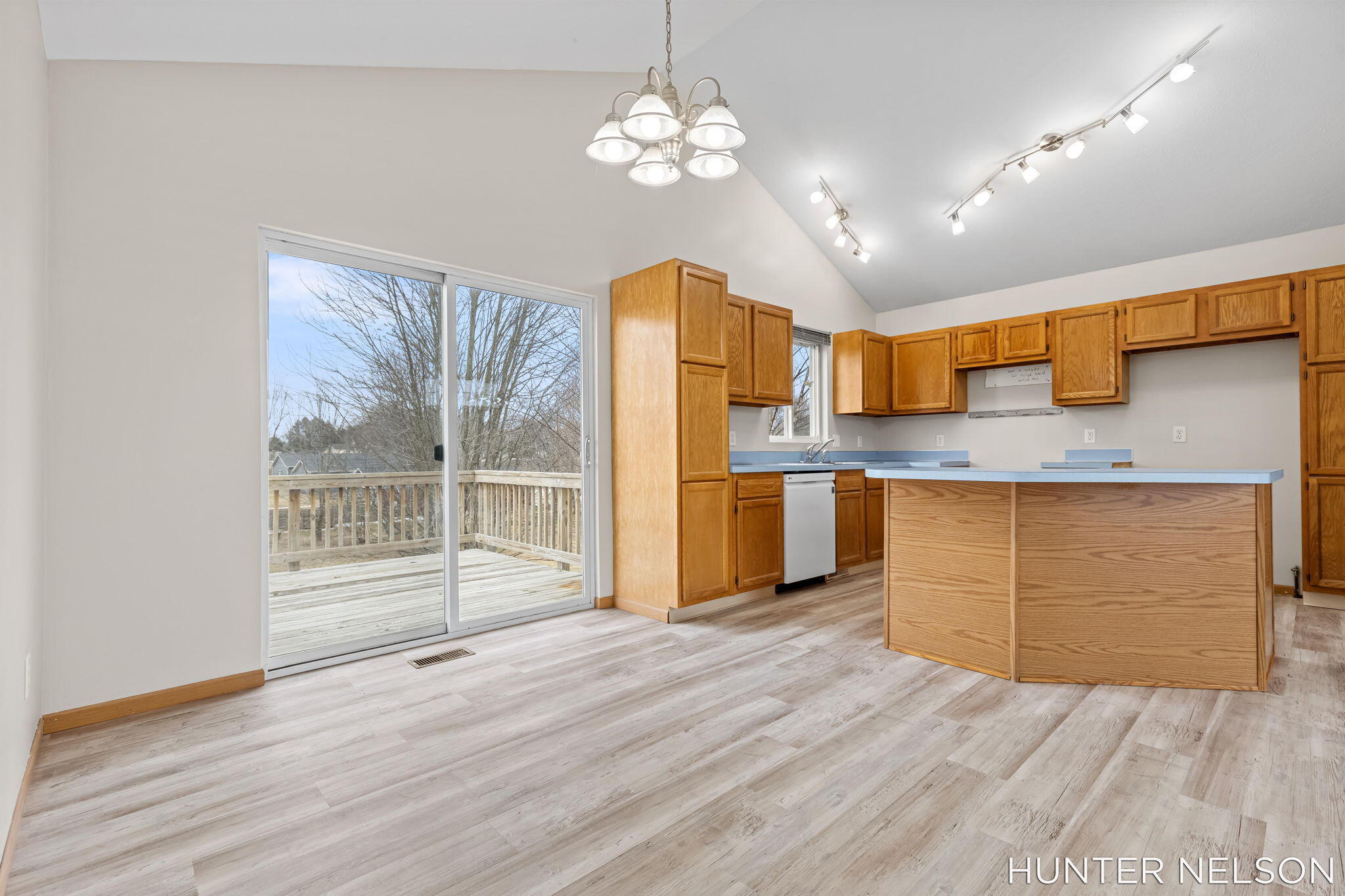 1212 South Hill Drive NW