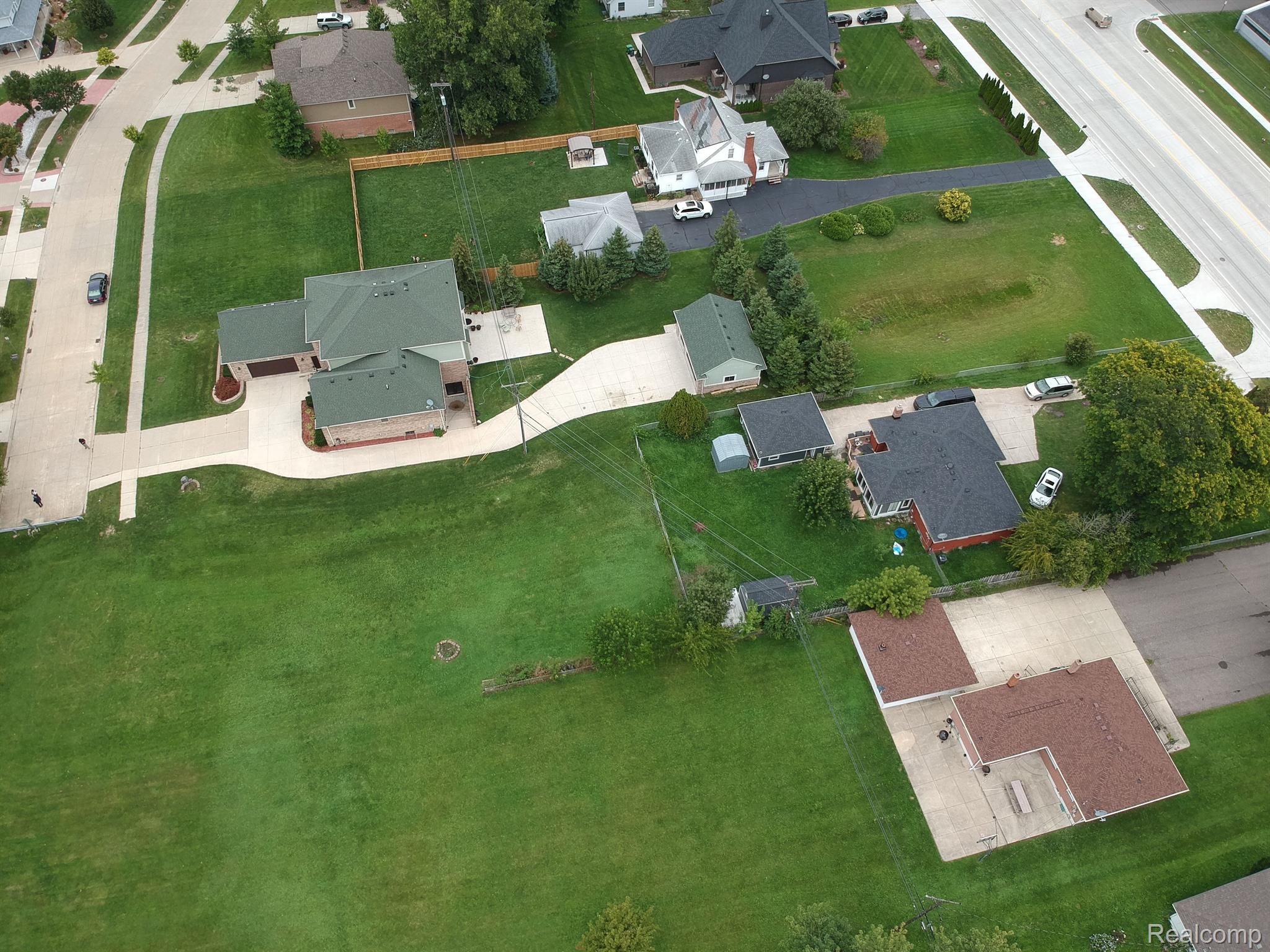 5238 WINDMILL Drive