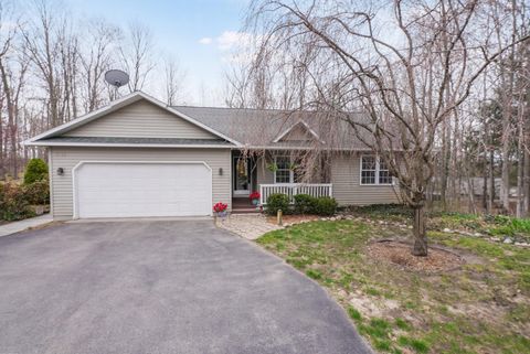 5153 Silver Pines Road Garfield Charter Township Grand Traverse MI 49685