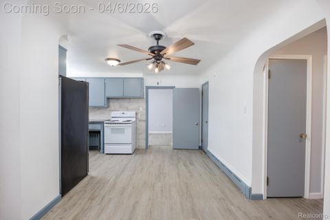 Tiny photo for 8283 Russell Street, Shelby Charter Township, MI 48317 (MLS # 20261020420)