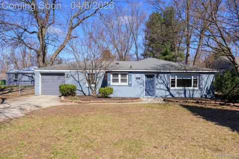 8283 Russell Street Shelby Charter Township MI 48317