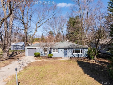 Tiny photo for 8283 Russell Street, Shelby Charter Township, MI 48317 (MLS # 20261020420)
