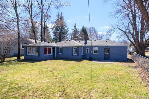Tiny photo for 8283 Russell Street, Shelby Charter Township, MI 48317 (MLS # 20261020420)