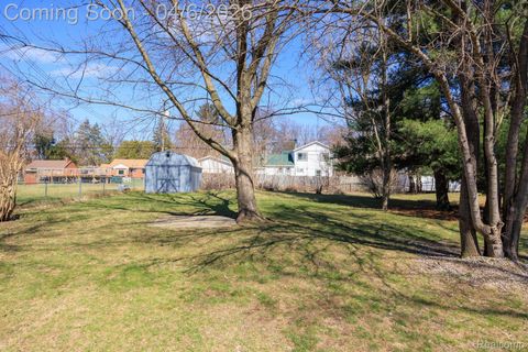 Tiny photo for 8283 Russell Street, Shelby Charter Township, MI 48317 (MLS # 20261020420)