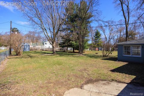 Tiny photo for 8283 Russell Street, Shelby Charter Township, MI 48317 (MLS # 20261020420)