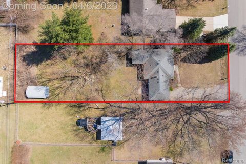 Tiny photo for 8283 Russell Street, Shelby Charter Township, MI 48317 (MLS # 20261020420)