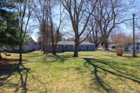 Tiny photo for 8283 Russell Street, Shelby Charter Township, MI 48317 (MLS # 20261020420)