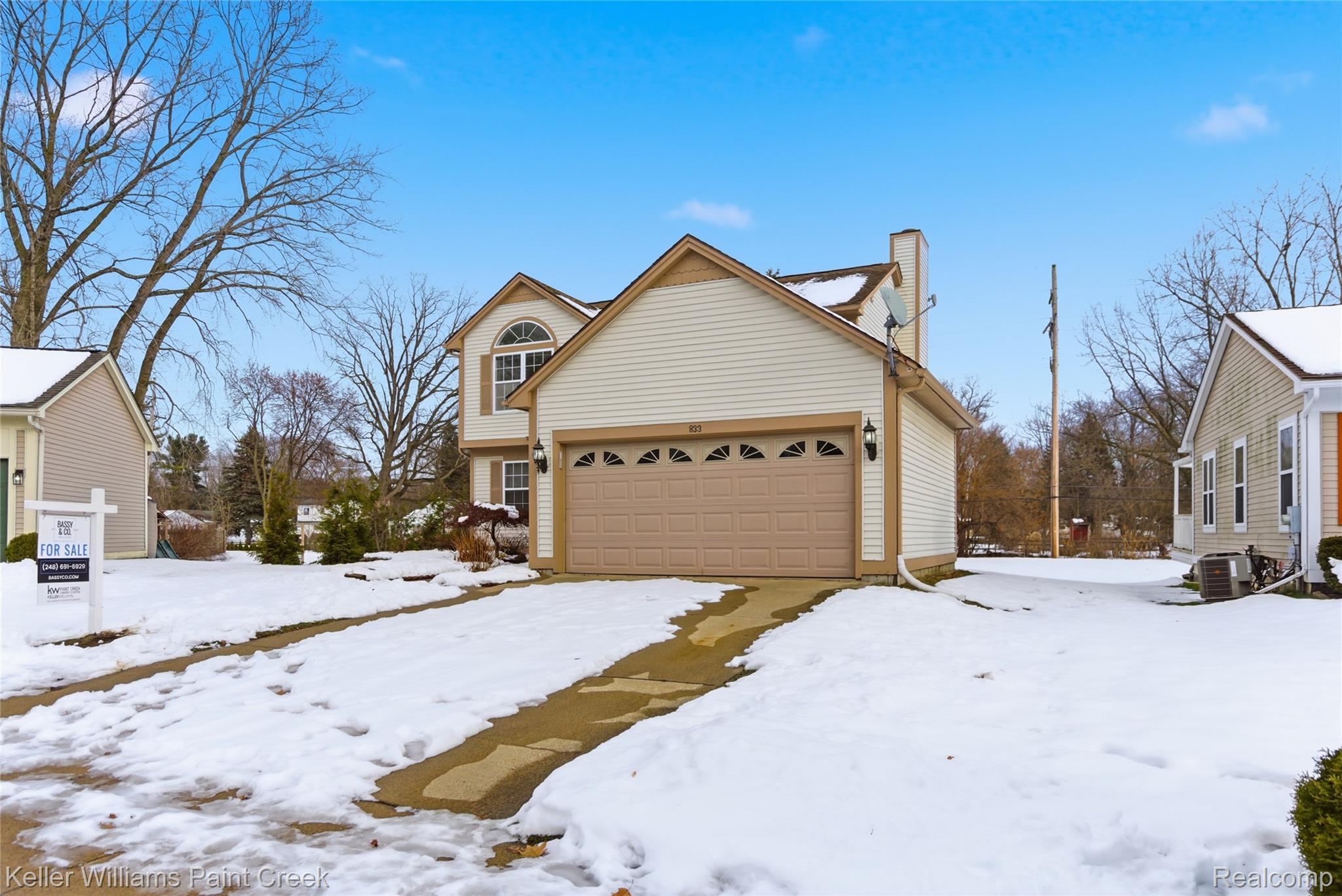 833 Huntclub Boulevard