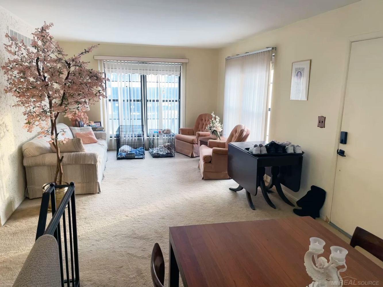 2684 Roundtree Drive