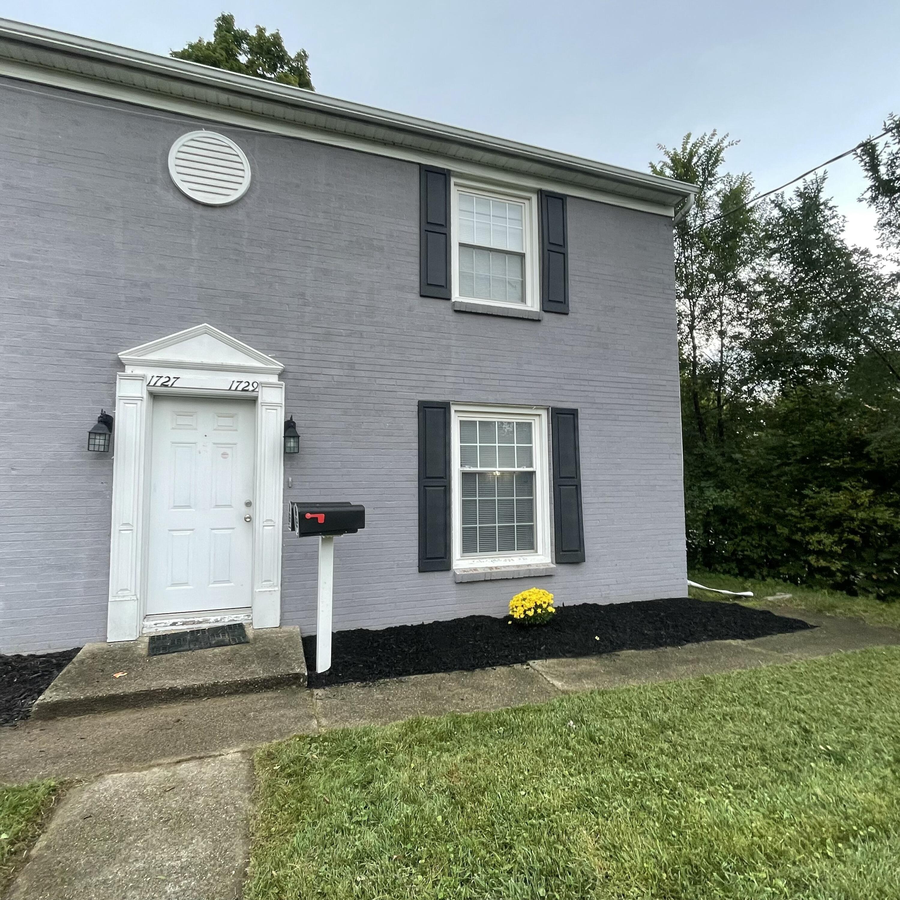 1727-1729 Sunnyside Drive