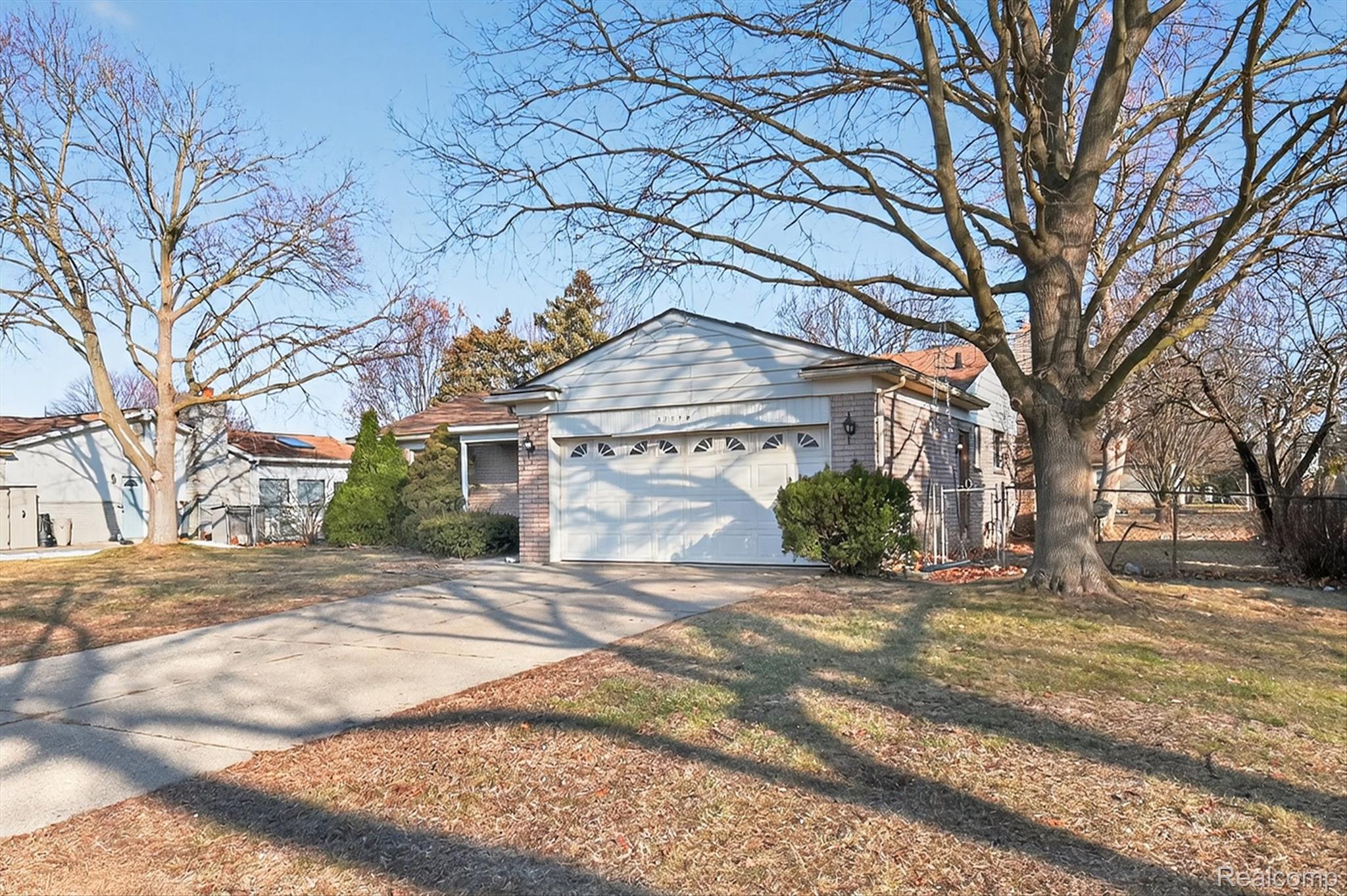 37150 Bennett Street