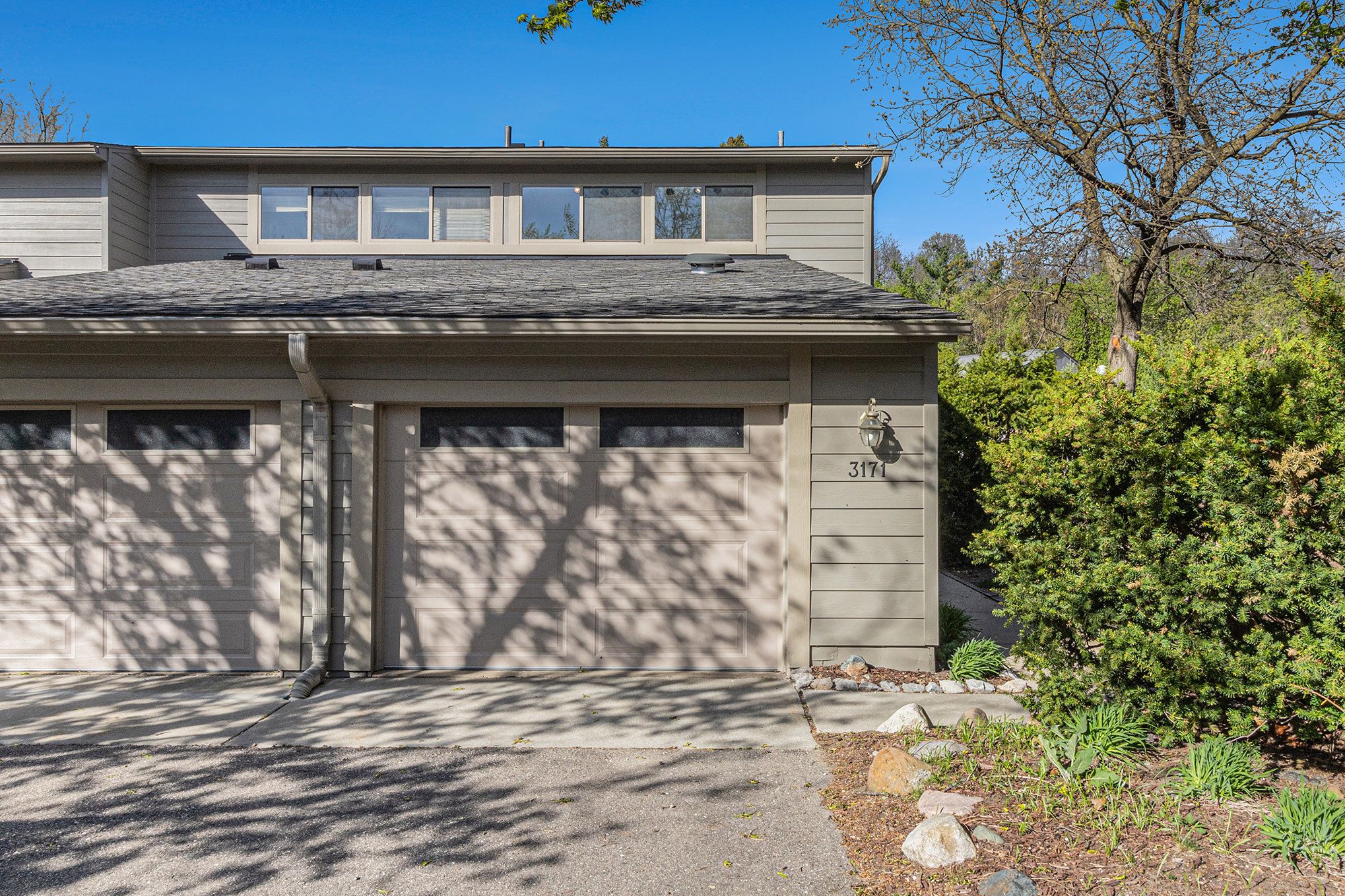 3171 Lakehaven Drive