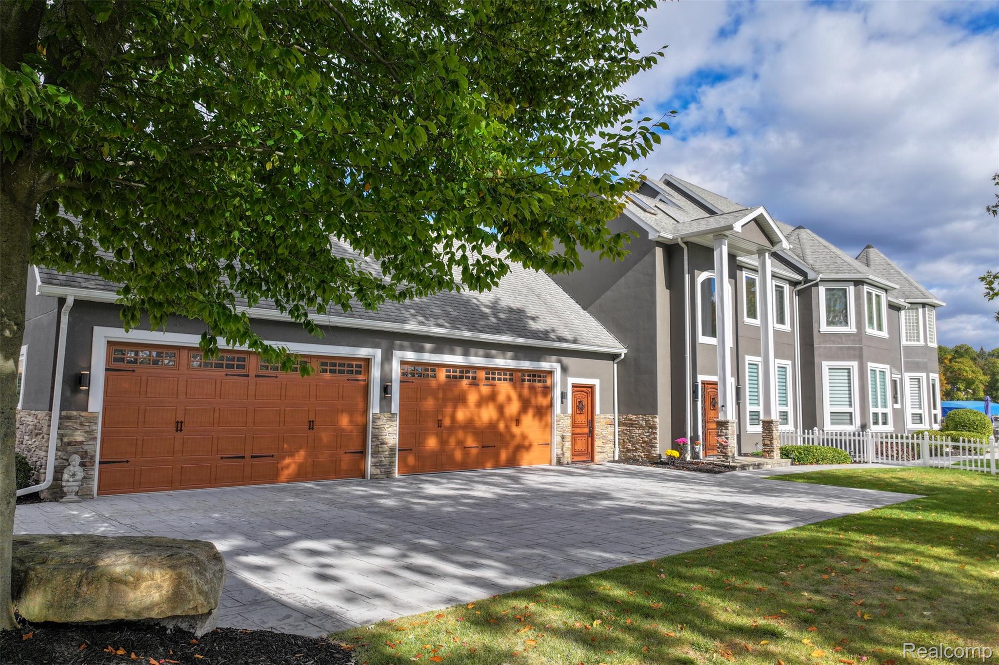 16083 Whitehead Drive
