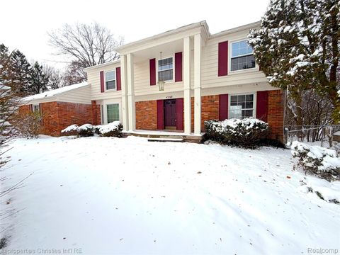 4268 Covered Bridge Road Bloomfield Charter Township MI 48302