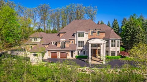 2759 TURTLE RDG DR. Bloomfield Charter Township Oakland MI 48302