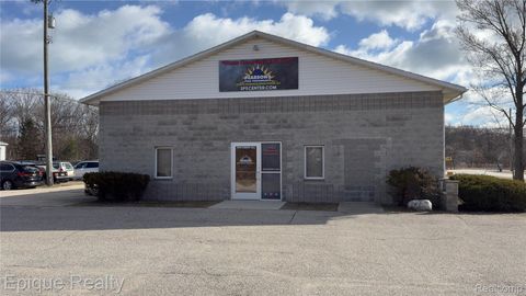 2970 Cherryhill Drive Fort Gratiot Charter Township MI 48059