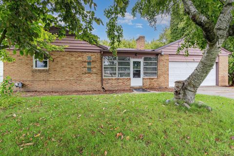 2116 W Michigan Avenue Saginaw City MI 48638