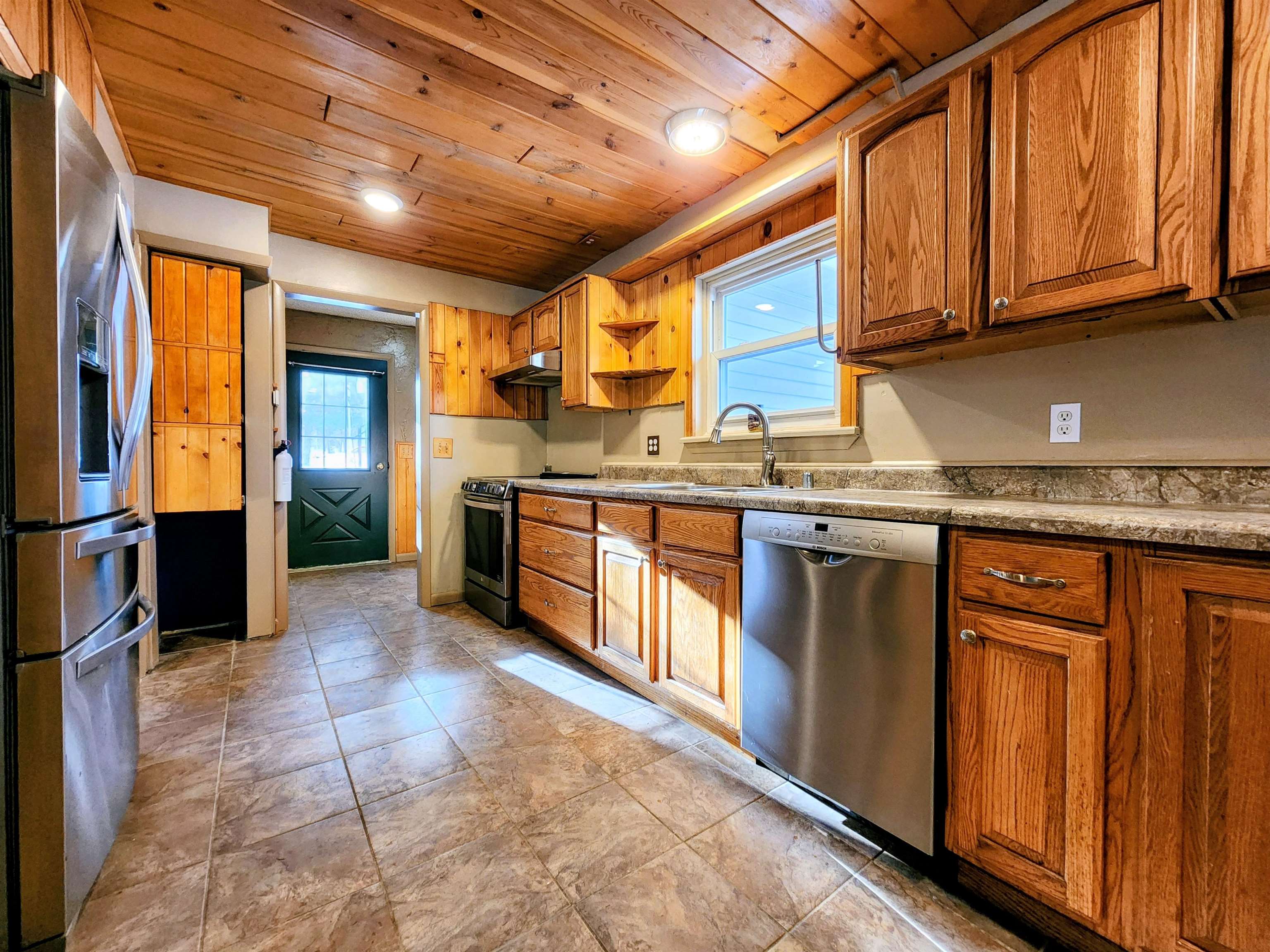 6514 Wilderness Drive