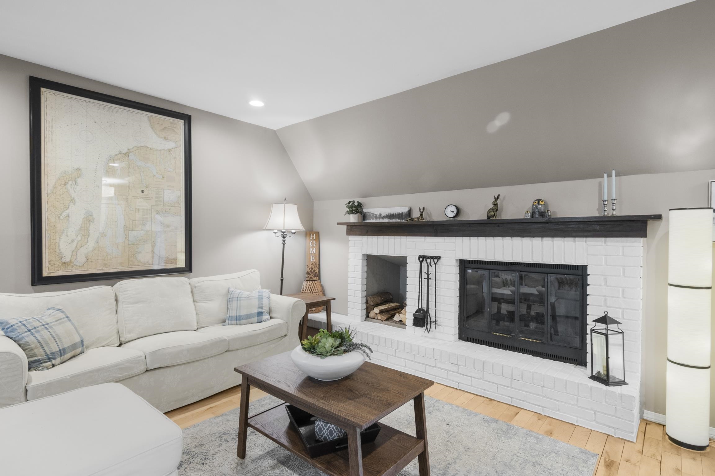 3802 Holiday Village Road