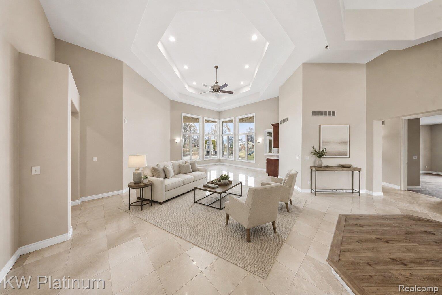 48877 Point Lakeview Drive