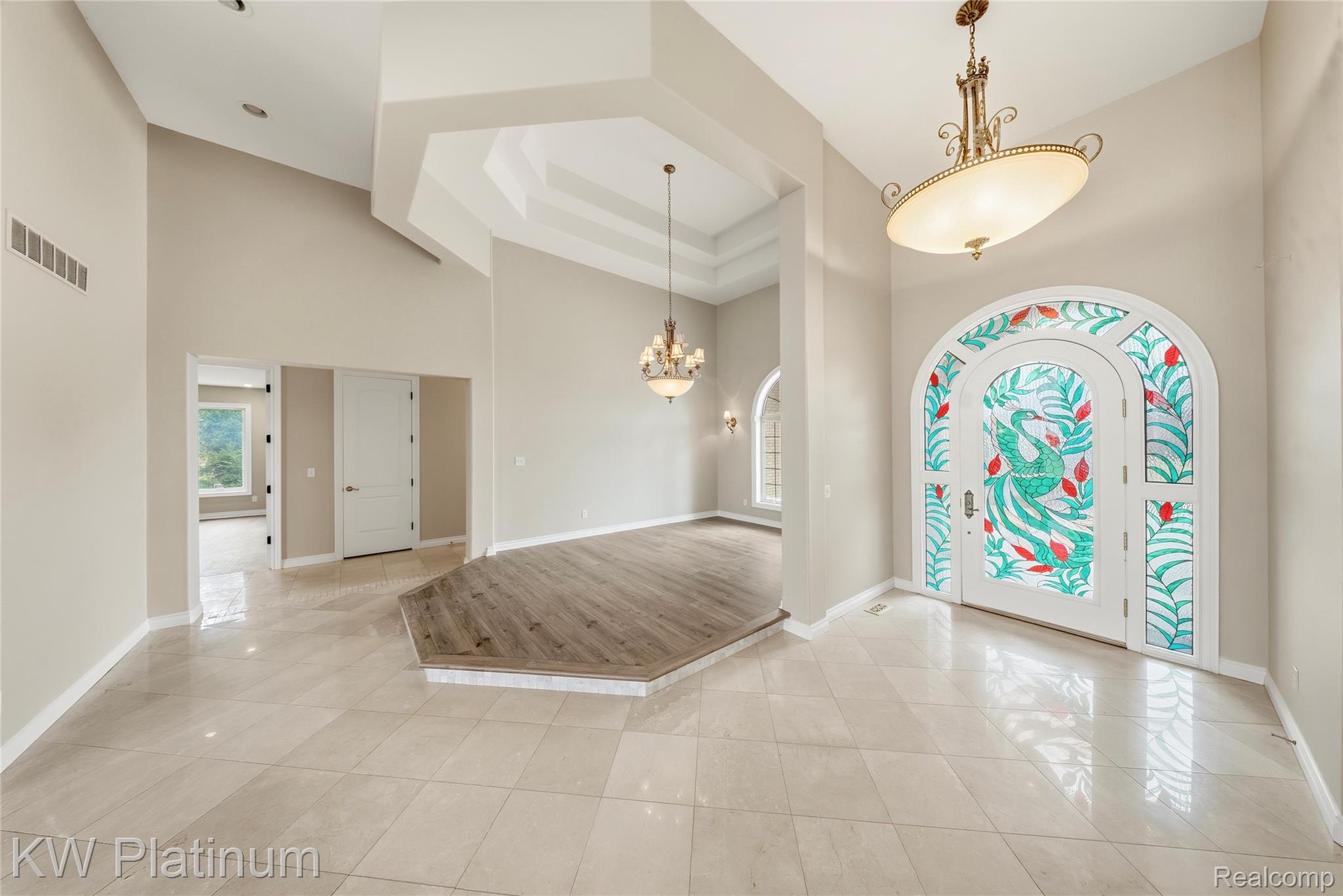 48877 Point Lakeview Drive