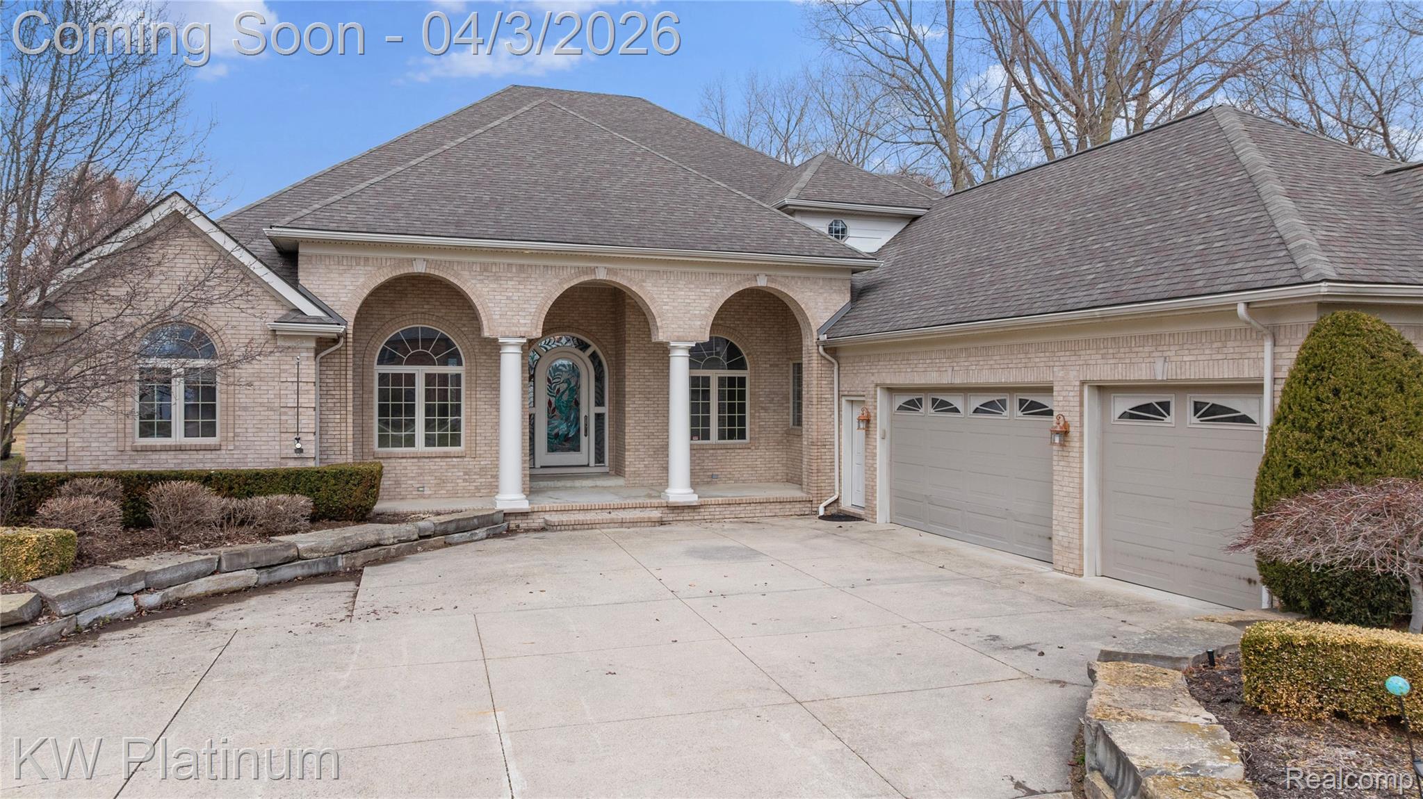 48877 Point Lakeview Drive