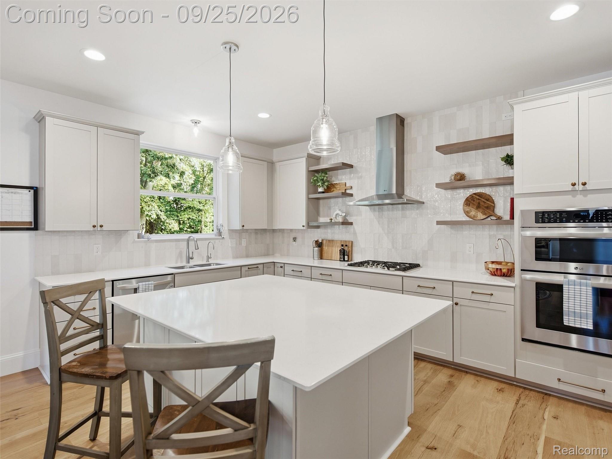 1213 Palatine Drive