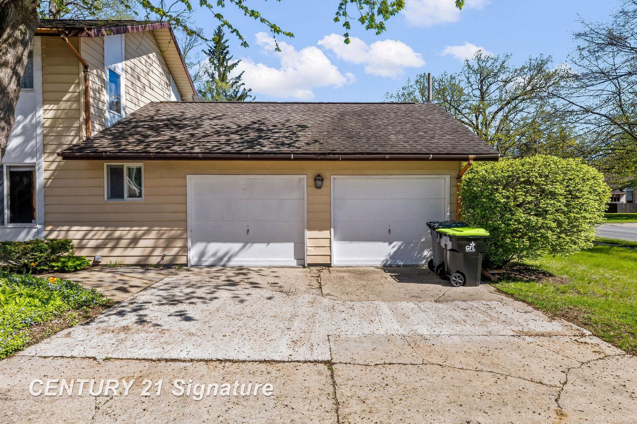 5813 Sturgeon Avenue