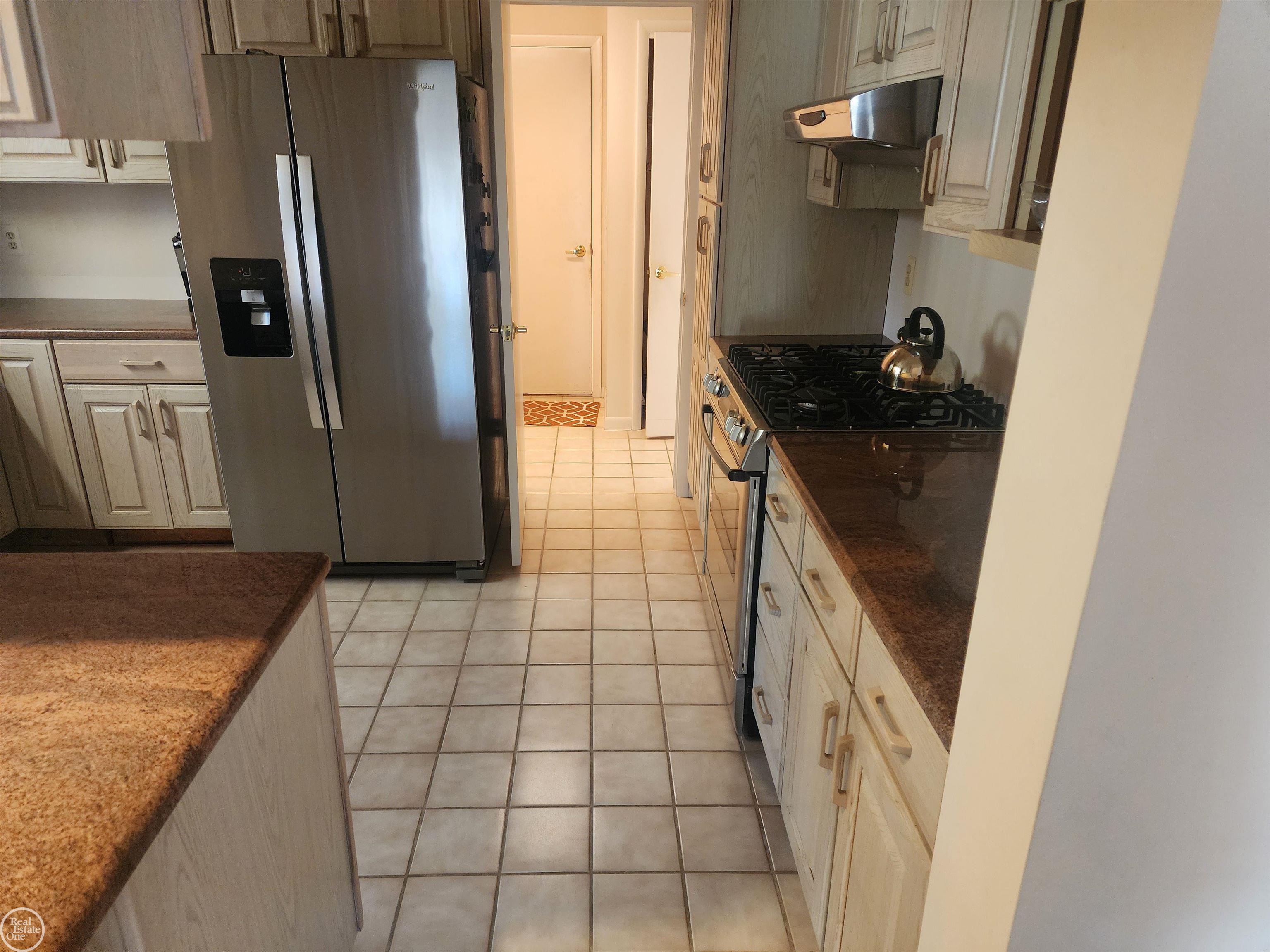 3515 Strawberry Lane