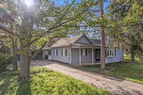 6093 PORTER Road Grand Blanc Charter Township MI 48439