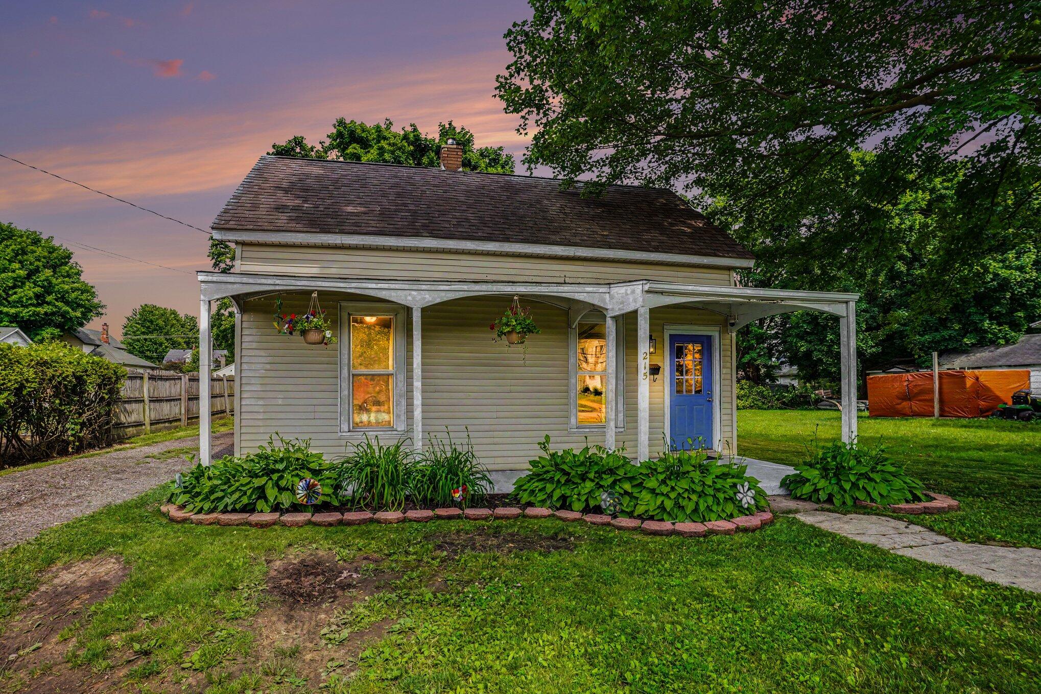 215 N Centerville Road
