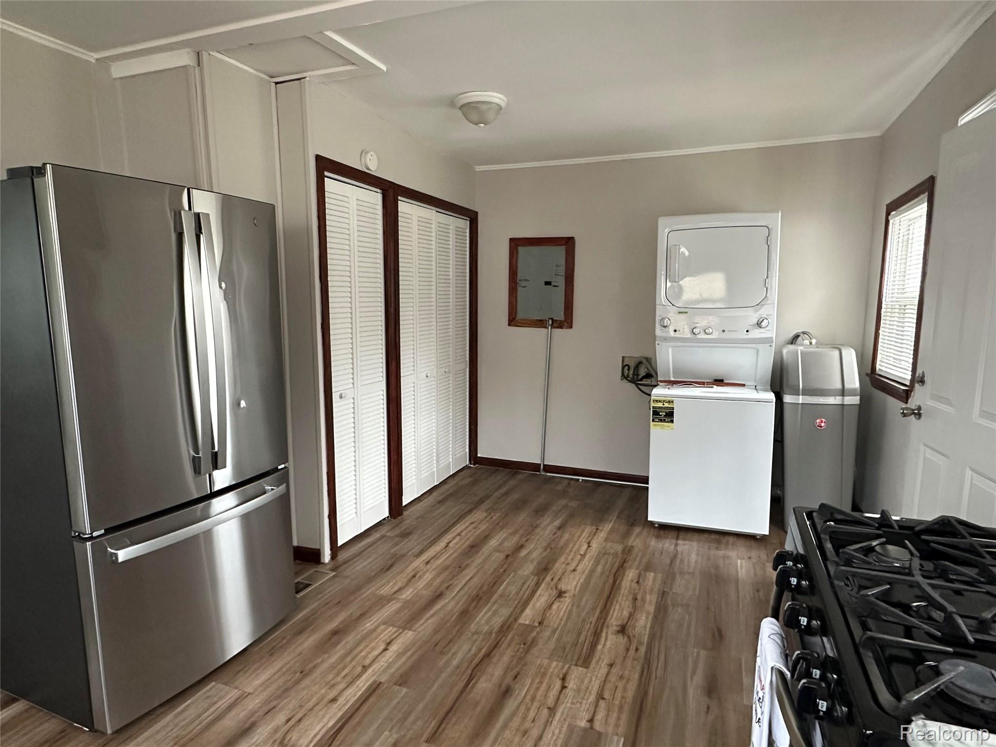 1446 Stephens Avenue