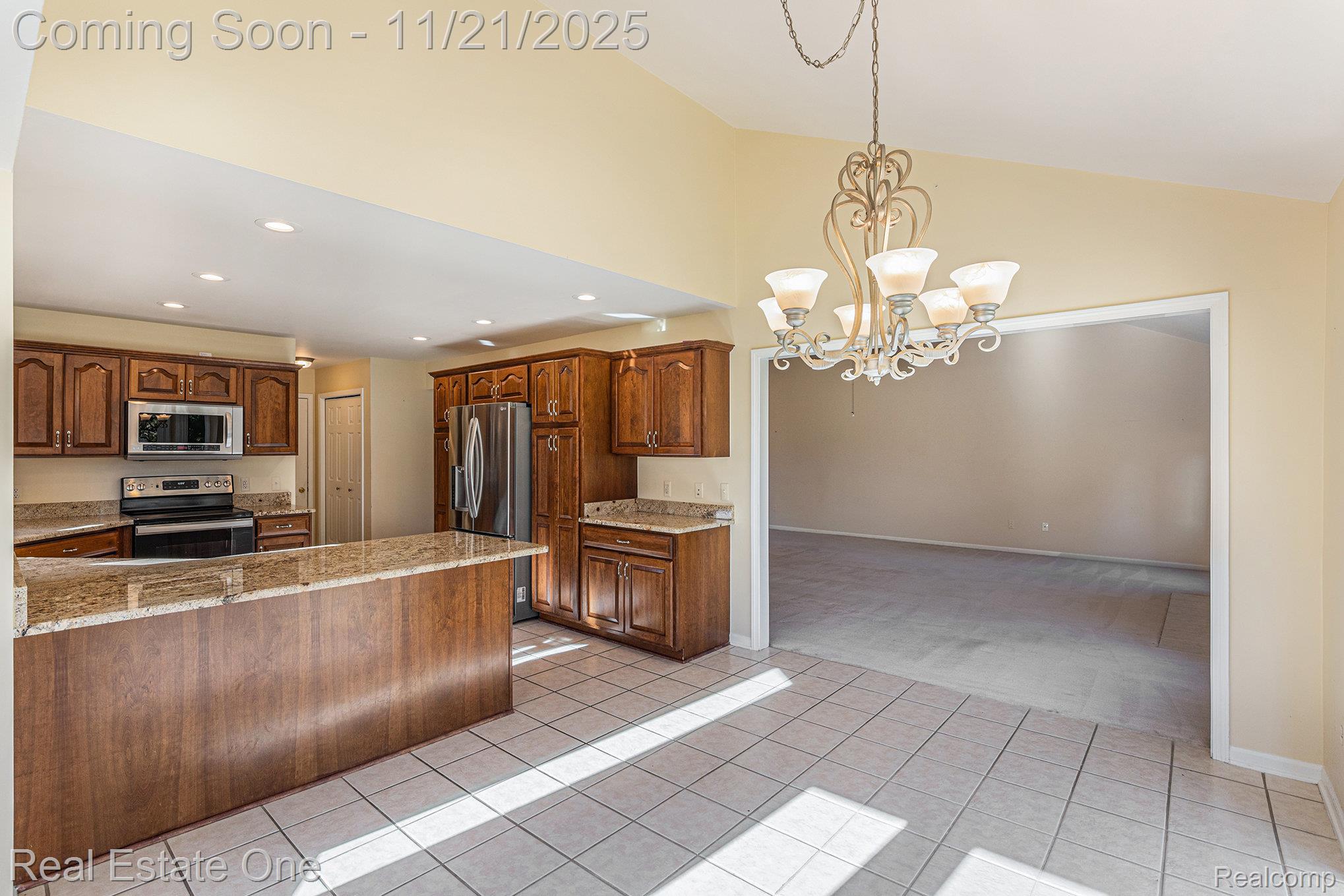 48082 Prestwyck Drive