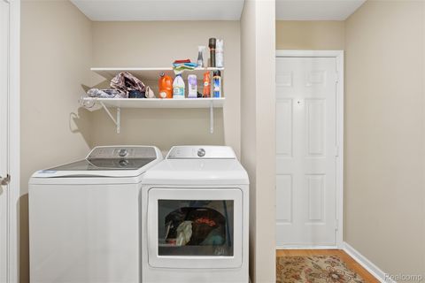 Tiny photo for 37415 Stonegate Circle, Clinton Charter Township, MI 48036 (MLS # 20251060542)