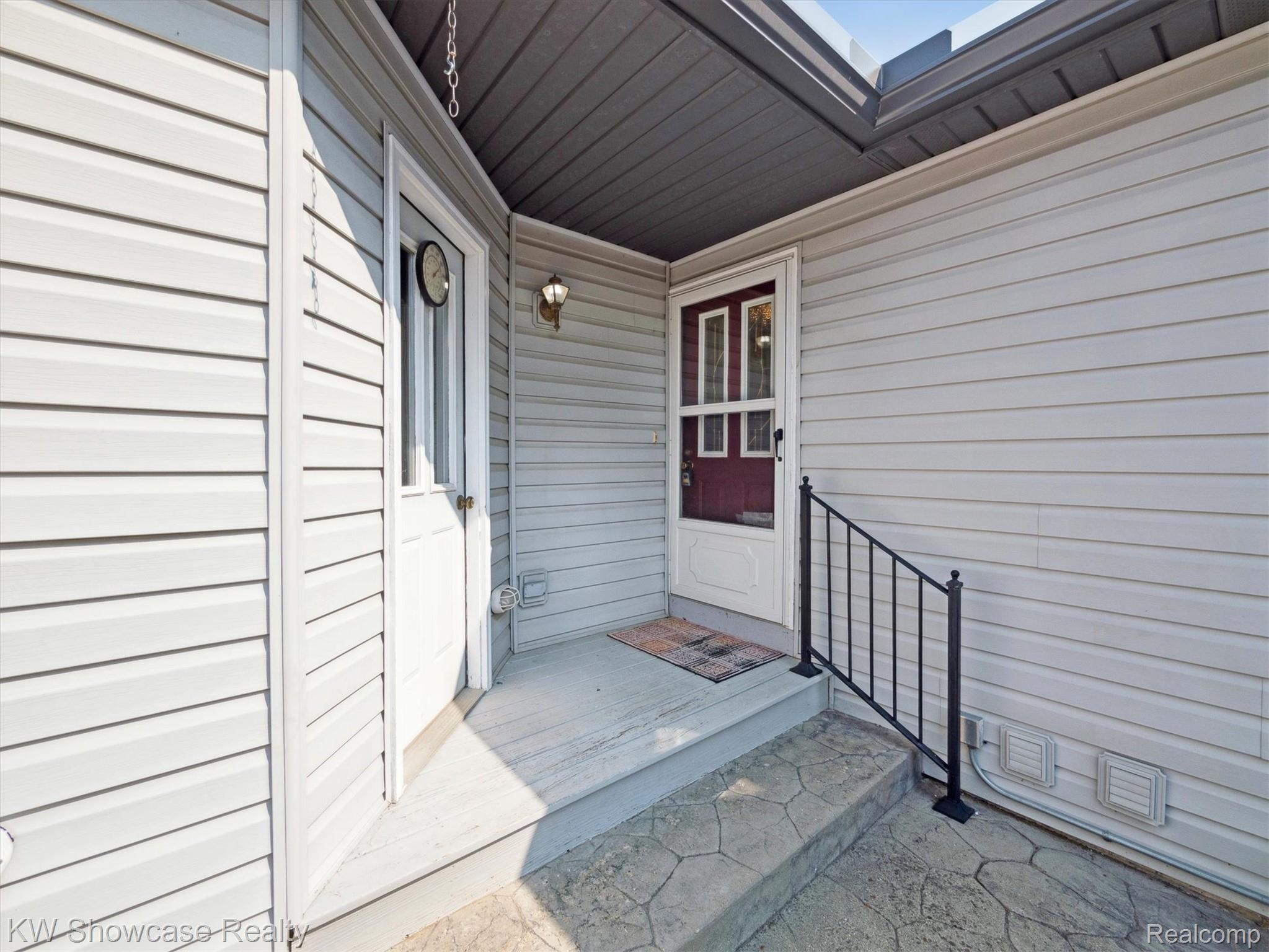2933 E Telluride