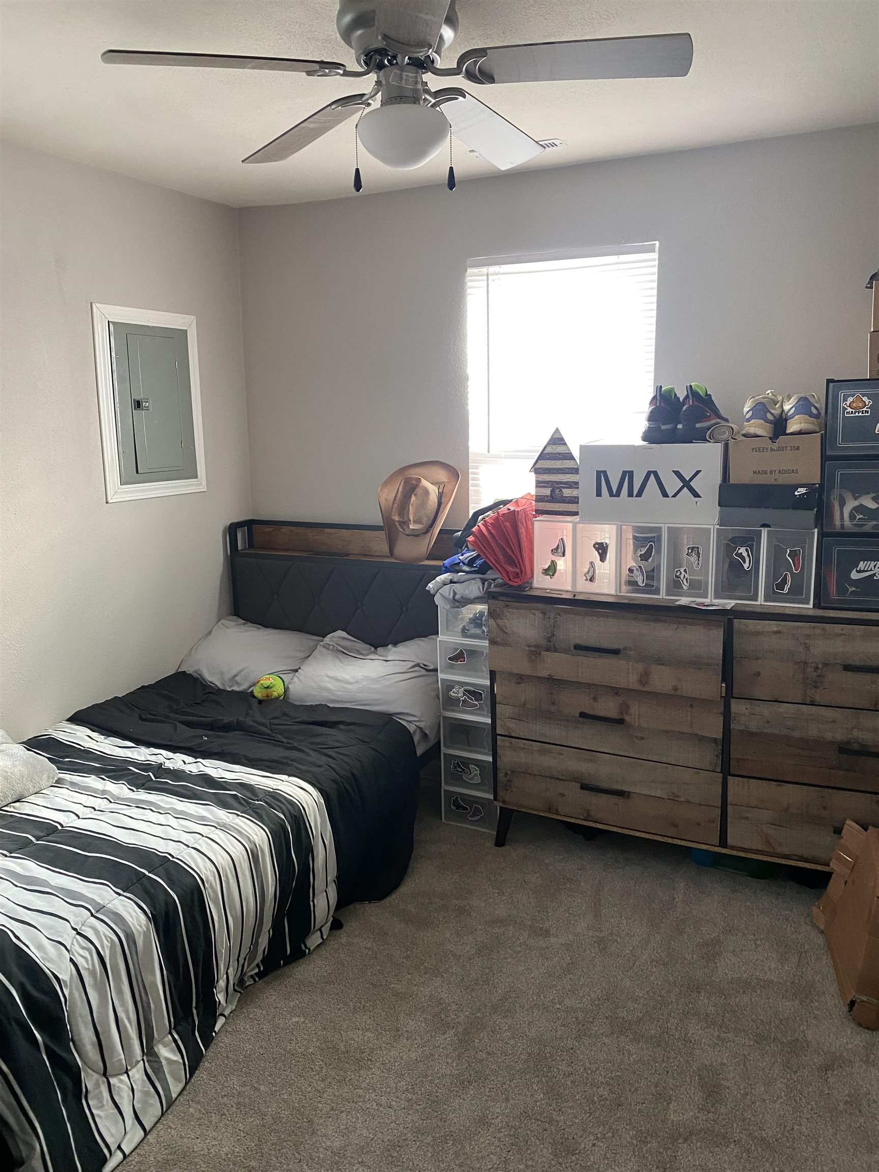 2163 E Mclean Avenue