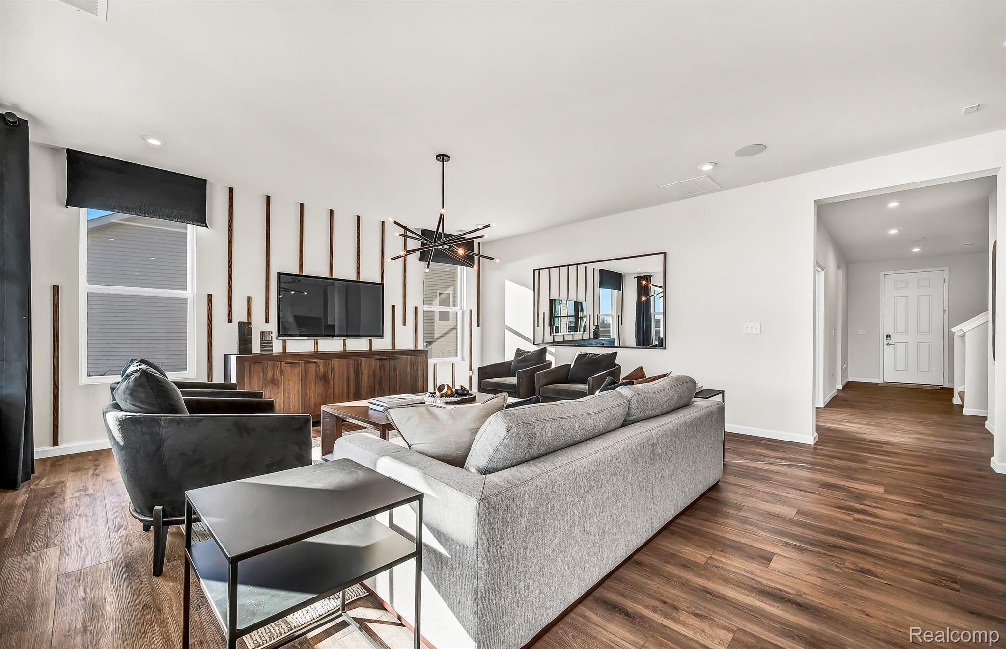 4149 Dogwood Drive