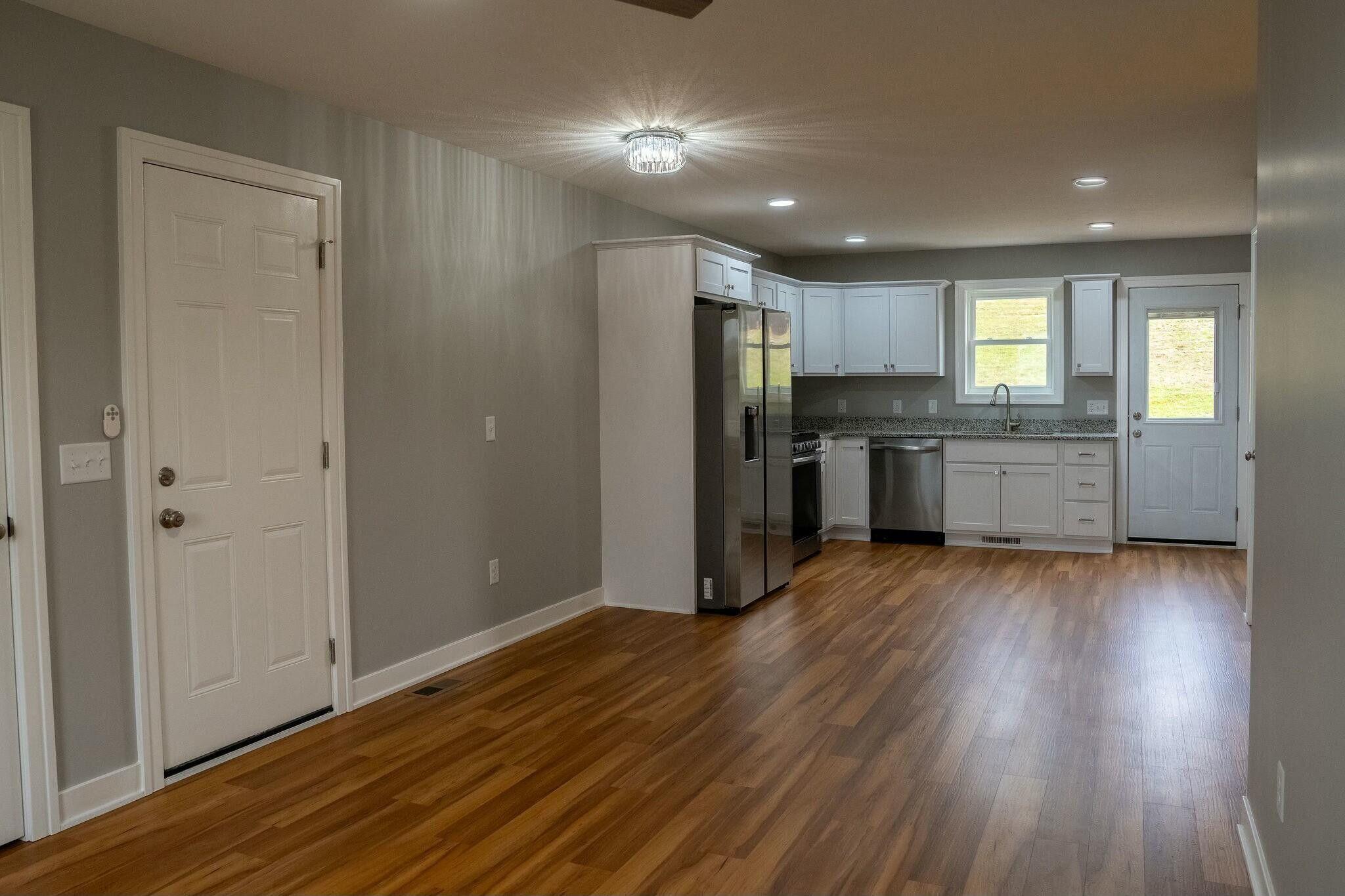 250 Willowside
