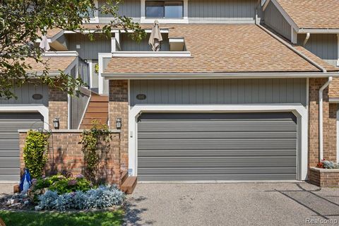 886 Yorktown Court Northville City MI 48167