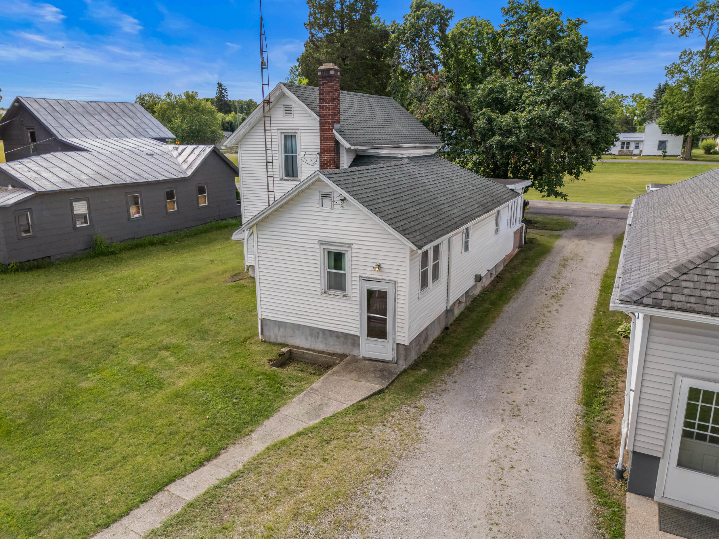 5388 Beecher Road