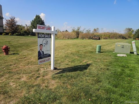 37870 Cottonwood Court Huron Charter Township MI 48164