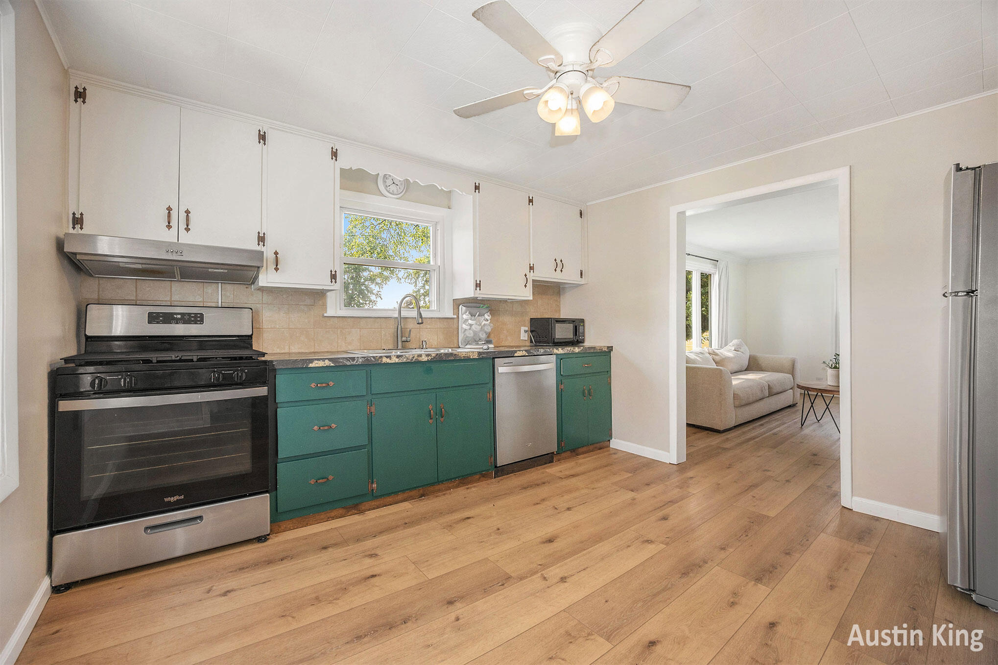 Georgetown Charter Township, Michigan 49426, United States, 2 Bedrooms Bedrooms, ,1 BathroomBathrooms,Residential,Pending,154044