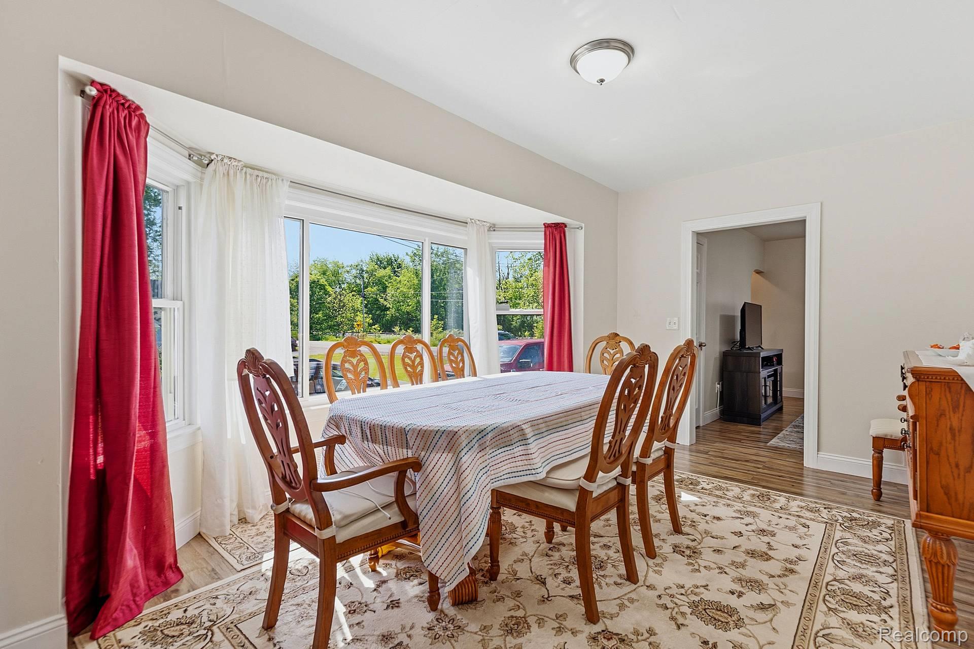 7219 Main