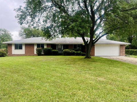 3011 Curtis Drive Flint City MI 48507